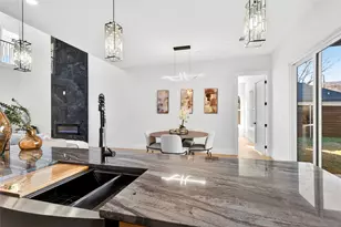 1843 Dennison St, Dallas, TX 75212 - Photo 13