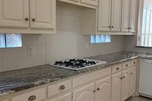 5357 Gatesworth Ln, Dallas, TX 75287 - Photo 9