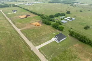 124 High Pt Dr, Hillsboro, TX 76645 - Photo 39