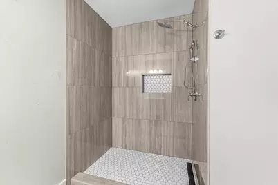 3102 Oak Hill Road, Carrollton, TX 75007 - Photo 23