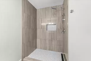 3102 Oak Hill Rd, Carrollton, TX 75007 - Photo 23