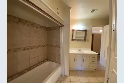 1805 E Beverly Drive, Corsicana, TX 75110 - Photo 13