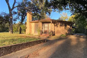 1805 E Beverly Dr, Corsicana, TX 75110 - Photo 1