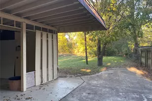 1805 E Beverly Dr, Corsicana, TX 75110 - Photo 23