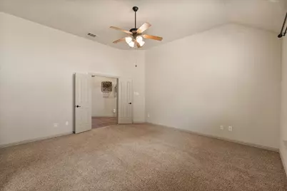 8204 Summerleaf Drive, Arlington, TX 76001 - Photo 25
