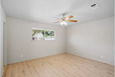 10304 Oak Creek Drive, Greenville, TX 75402 - Photo 17