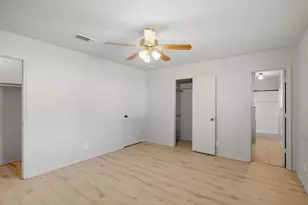 10304 Oak Creek Dr, Greenville, TX 75402 - Photo 19