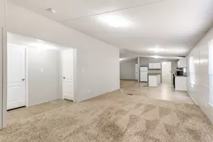 445 Arvel Cir, Reno, TX 76020 - Photo 5