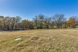 445 Arvel Cir, Reno, TX 76020 - Photo 25