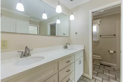 700 Falcon Drive, Woodway, TX 76712 - Photo 17