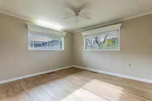 700 Falcon Dr, Woodway, TX 76712 - Photo 25