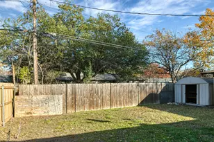 5009 Roxie St, Haltom City, TX 76117 - Photo 35