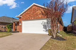 2417 Priscella Dr, Fort Worth, TX 76131 - Photo 3
