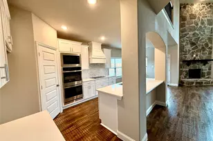 11809 Serval St, Godley, TX 76044 - Photo 5