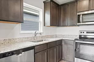 1333 Wind Drift Wy, Fort Worth, TX 76131 - Photo 3