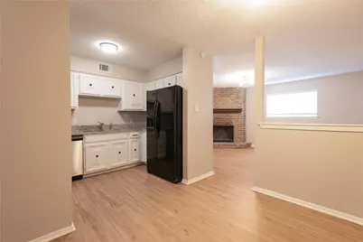 717 Lariat Lane, White Settlement, TX 76108 - Photo 5