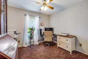 2512 Harbinger Ln, Dallas, TX 75287 - Photo 19