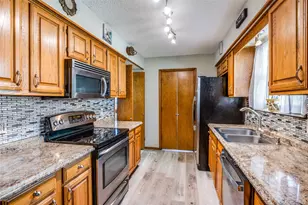 2512 Harbinger Ln, Dallas, TX 75287 - Photo 9