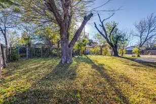 4728 Meadow Ridge Dr, Dallas, TX 75236 - Photo 25
