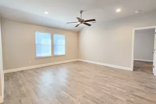 2020 Apalis Dr, Denton, TX 76205 - Photo 15