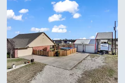 737 County Road 4699, Boyd, TX 76023 - Photo 3