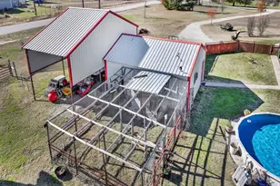 737 Co Rd 4699, Boyd, TX 76023 - Photo 35