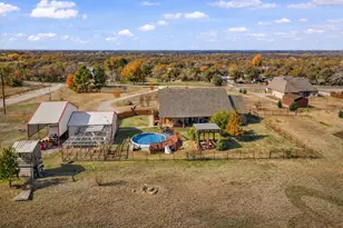 737 Co Rd 4699, Boyd, TX 76023 - Photo 35