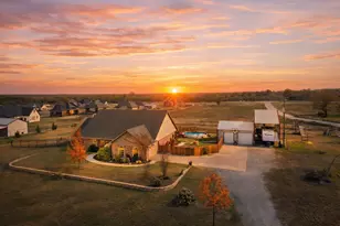 737 Co Rd 4699, Boyd, TX 76023 - Photo 1