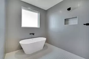 411 Creamer Ct, Waxahachie, TX 75167 - Photo 13