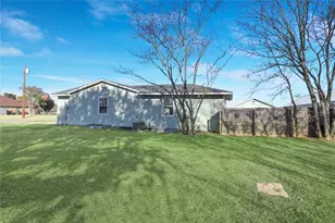 271 E Houston St, Van Alstyne, TX 75495 - Photo 33
