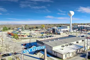 271 E Houston St, Van Alstyne, TX 75495 - Photo 37