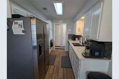 2827 Cross Timbers Drive, Irving, TX 75060 - Photo 3