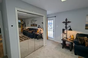 2827 Cross Timbers Dr, Irving, TX 75060 - Photo 7