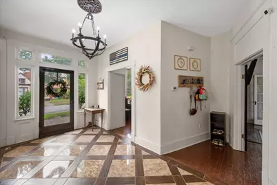 100 Corsicana Street, Hillsboro, TX 76645 - Photo 5