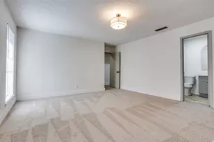 926 Meadowcove Cir, Garland, TX 75043 - Photo 17