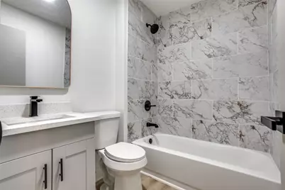 926 Meadowcove Circle, Garland, TX 75043 - Photo 15