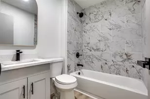 926 Meadowcove Cir, Garland, TX 75043 - Photo 15