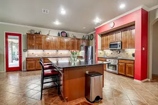 1100 Starleaf Dr, Mansfield, TX 76063 - Photo 9