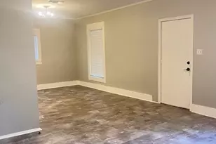 505 W Earl St, Cleburne, TX 76033 - Photo 3