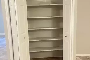 505 W Earl St, Cleburne, TX 76033 - Photo 7