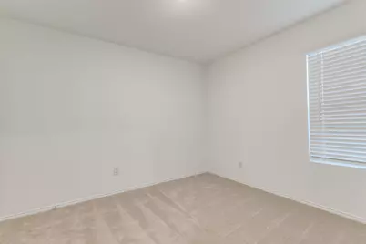 609 Vicksburg Drive, Ennis, TX 75119 - Photo 9