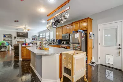 6602 Fox Glen Drive, Arlington, TX 76001 - Photo 13