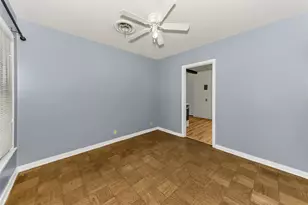 908 Yale St, River Oaks, TX 76114 - Photo 7