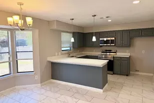 3812 Lynbrook Ln, Arlington, TX 76015 - Photo 9