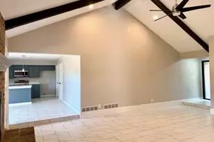 3812 Lynbrook Ln, Arlington, TX 76015 - Photo 13