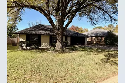 3812 Lynbrook Lane, Arlington, TX 76015 - Photo 3