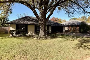 3812 Lynbrook Ln, Arlington, TX 76015 - Photo 3