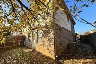 2338 Kingsway Dr, Arlington, TX 76012 - Photo 11