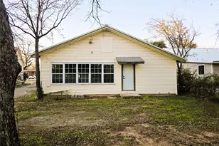 1012 Ave K, Brownwood, TX 76801 - Photo 15