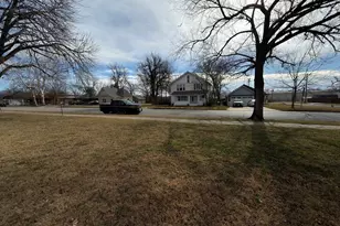 428 W Morgan St, Denison, TX 75020 - Photo 23